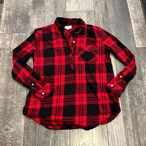 Gap flannel tunic, buttons 1/2 way up, perfect for fall, size small